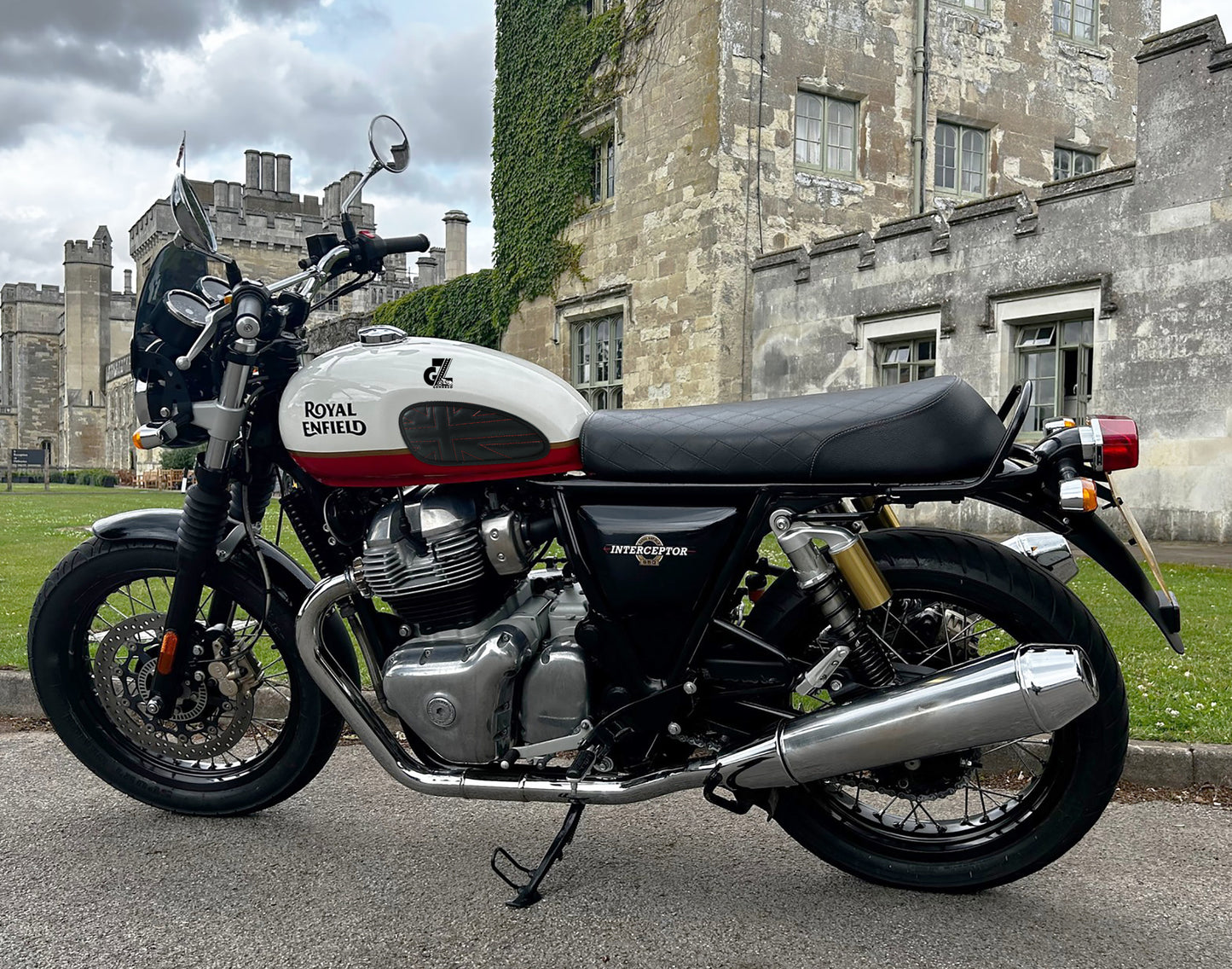 Leather Union Jack Black Tank Pad with Red Thread Genuine Leather for Royal Enfield Interceptor 650