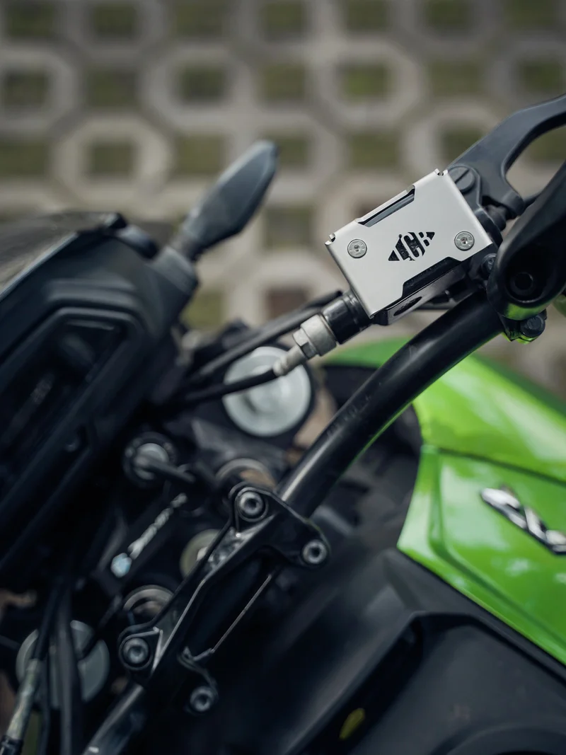 Legundary Aries Front Brake Fluid Cap For Bajaj Dominar 400