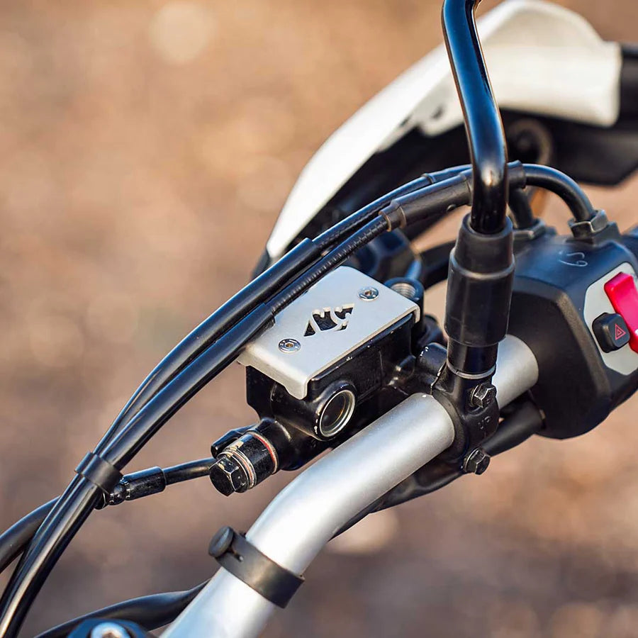 Legundary Tricorn Front Oil Cap For Hero Xpulse 210