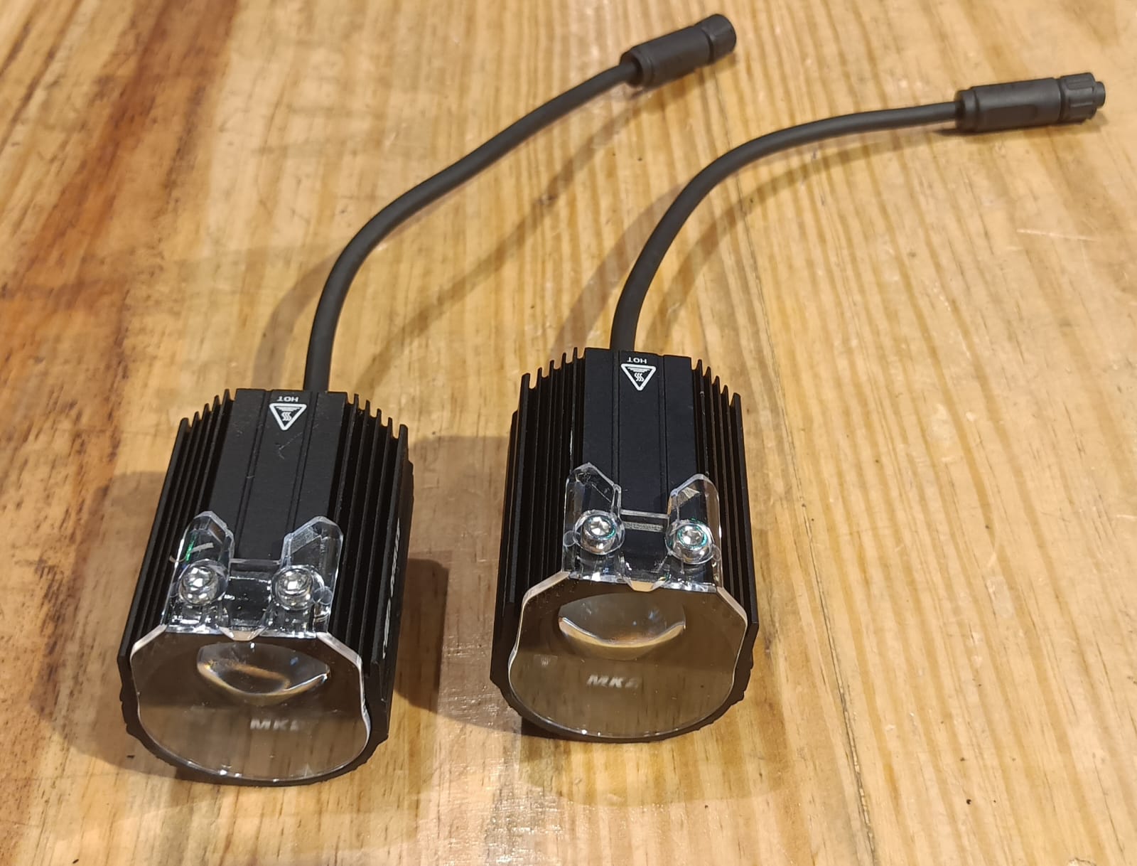 FOG LIGHT MK2 HIGH POWER SOPTLIGHT FOR UNIVERSAL MOTORCYCLE