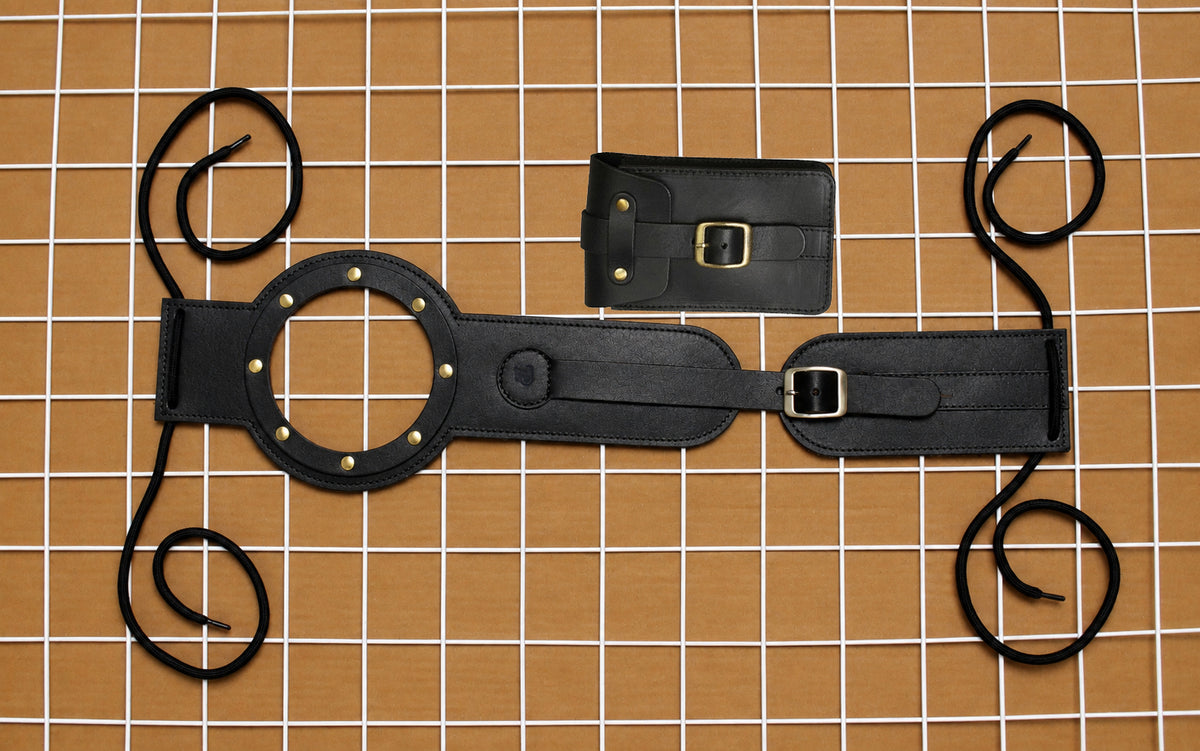 Genuine Leather Motorcycle Tank Strap with Pouch Compatible with Royal Enfield Super Meteor 650