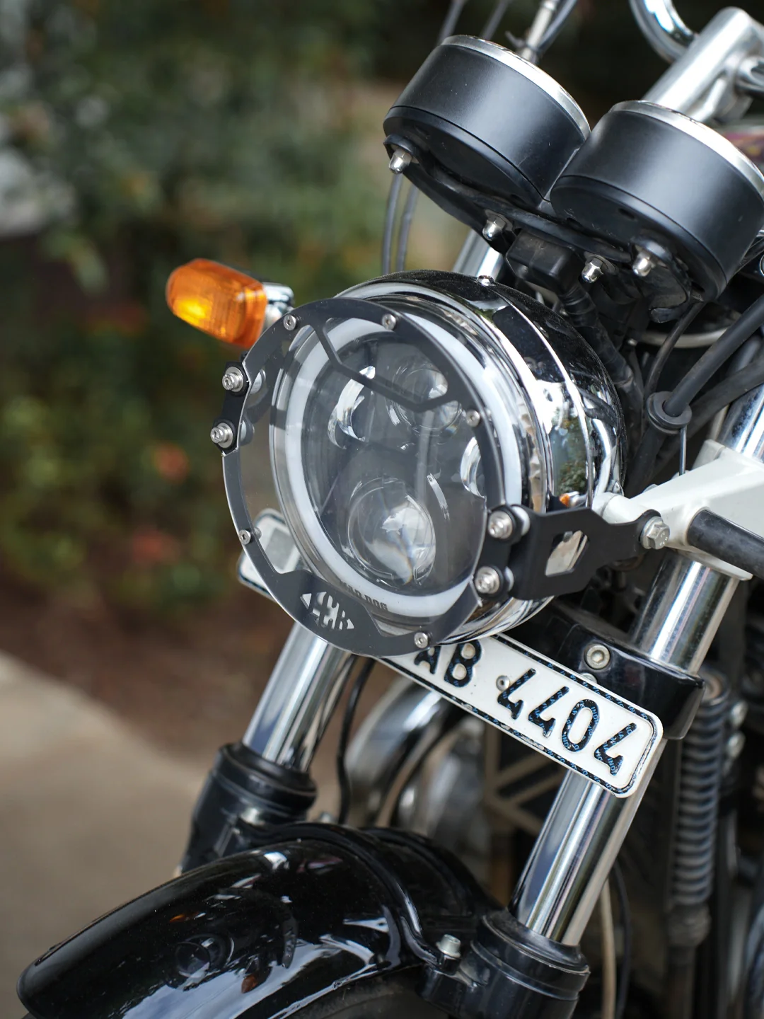 Legundary Oculus Headlight Shield For Royal Enfield Interceptor 650