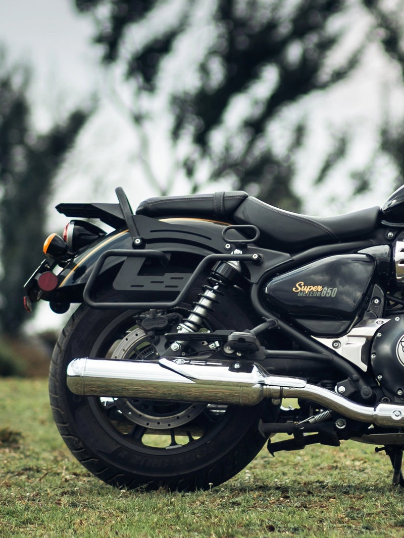 Legundary Aviator Saddle Stay For Royal Enfield Super Meteor 650