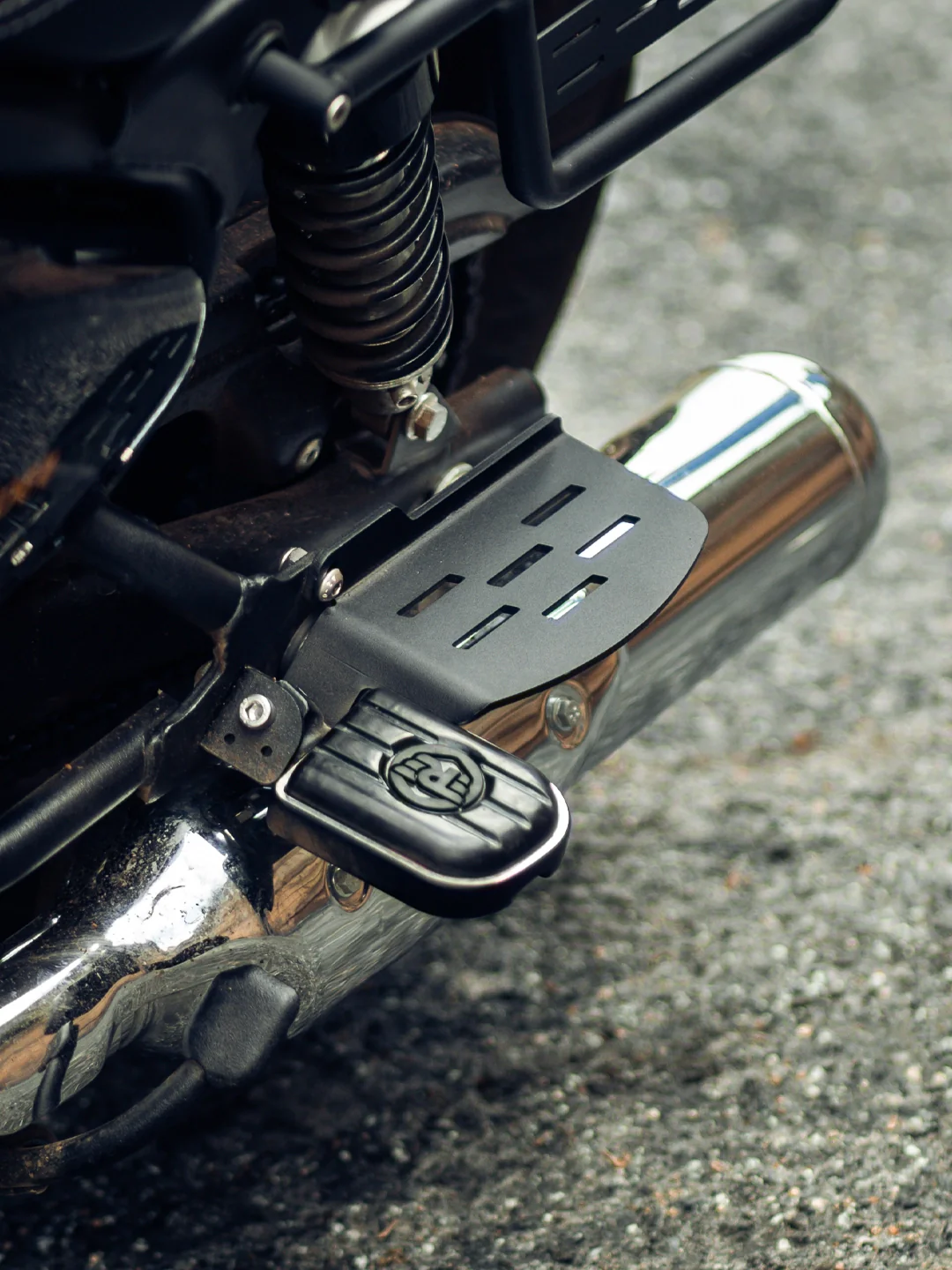Legundary Bolide Pillion Foot Rest For Royal Enfield Super Meteor 650