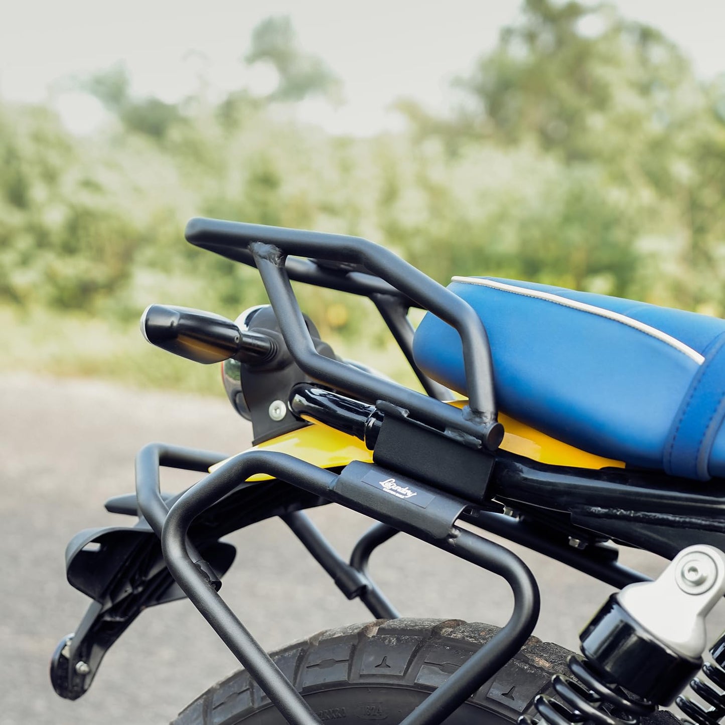 Legundary Aviator Saddle Stay Black for Royal Enfield Bear 650