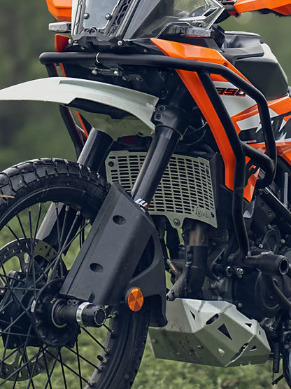 Legundary Vector Radiator Grill Silver For KTM ADVENTURE 390 2025 Model