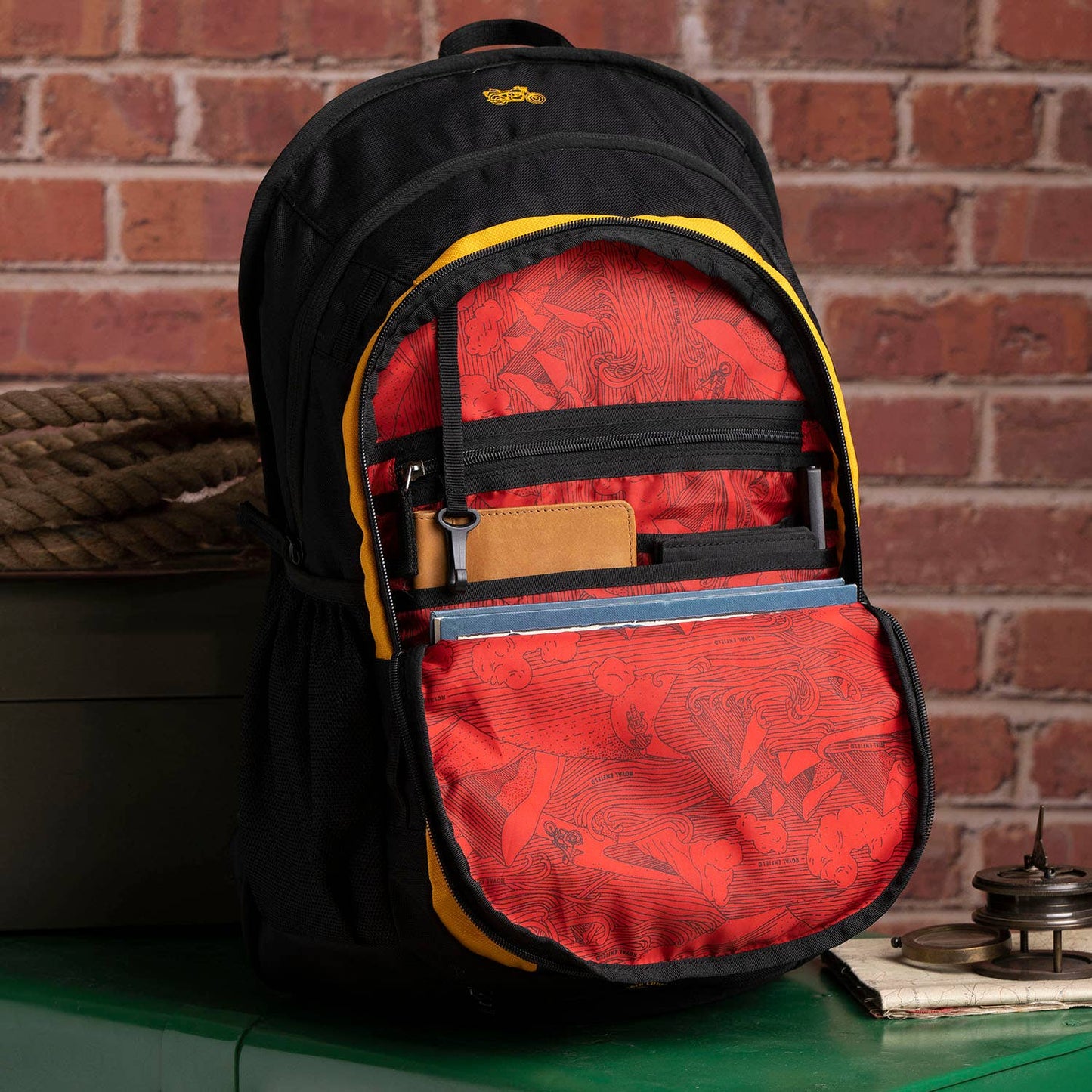 ROYAL ENFIELD MLG LIFESTYLE BACKPACK BLACK RED