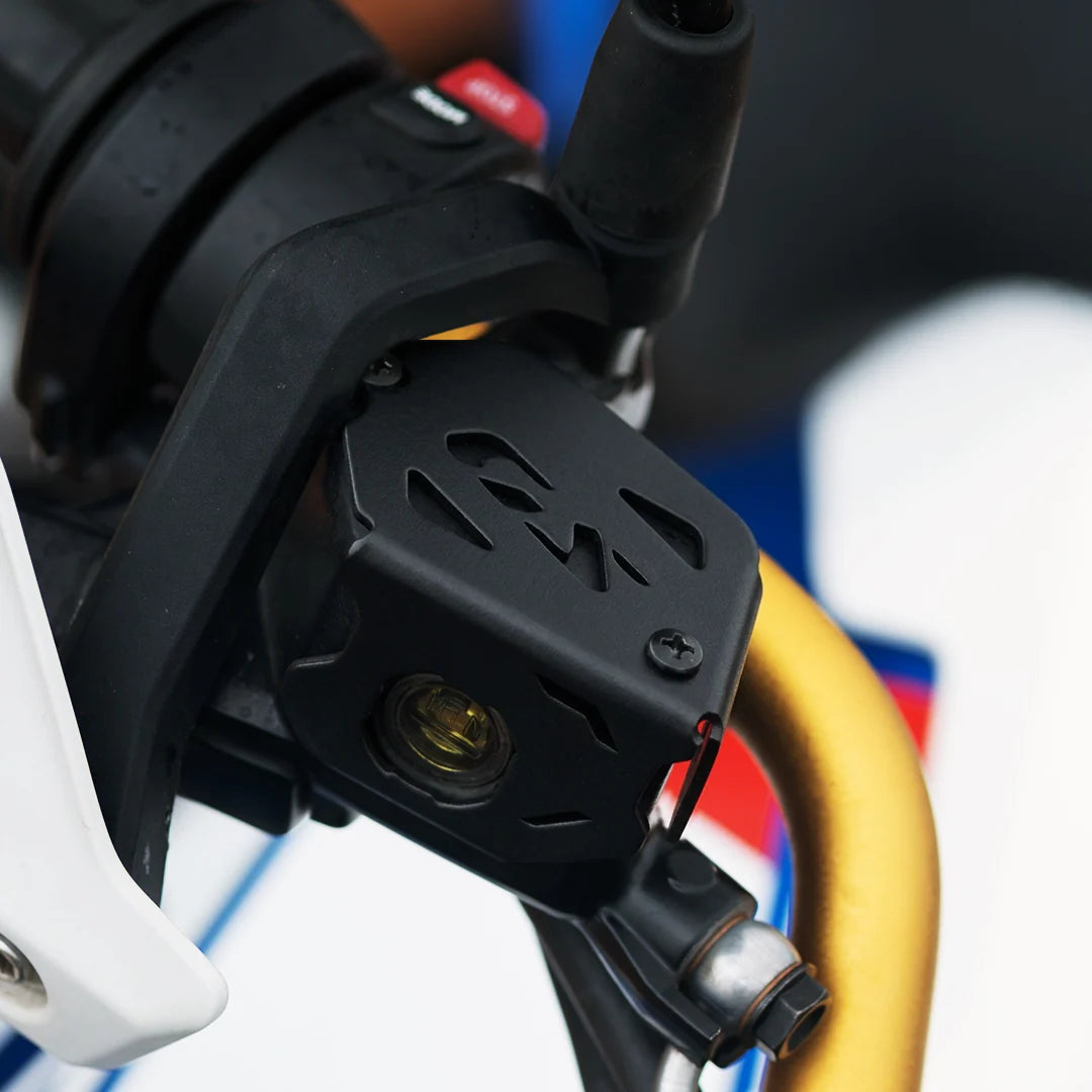 MOTO TORQUE FRONT MASTER CYLINDER GUARD MS FOR BMW F450 GS