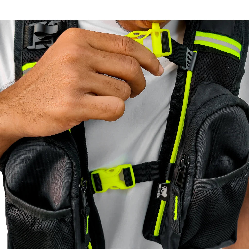 Raida Hydration Bag with 2L BPA-Free Bladder No Movement While Riding Ultra-Lightweight Multi-Compartment Hi-Viz