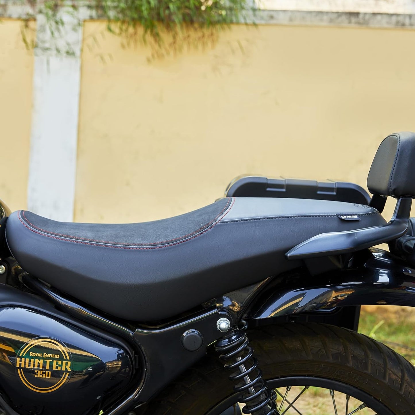 Royal Enfield Black Custom Seat for Hunter 350