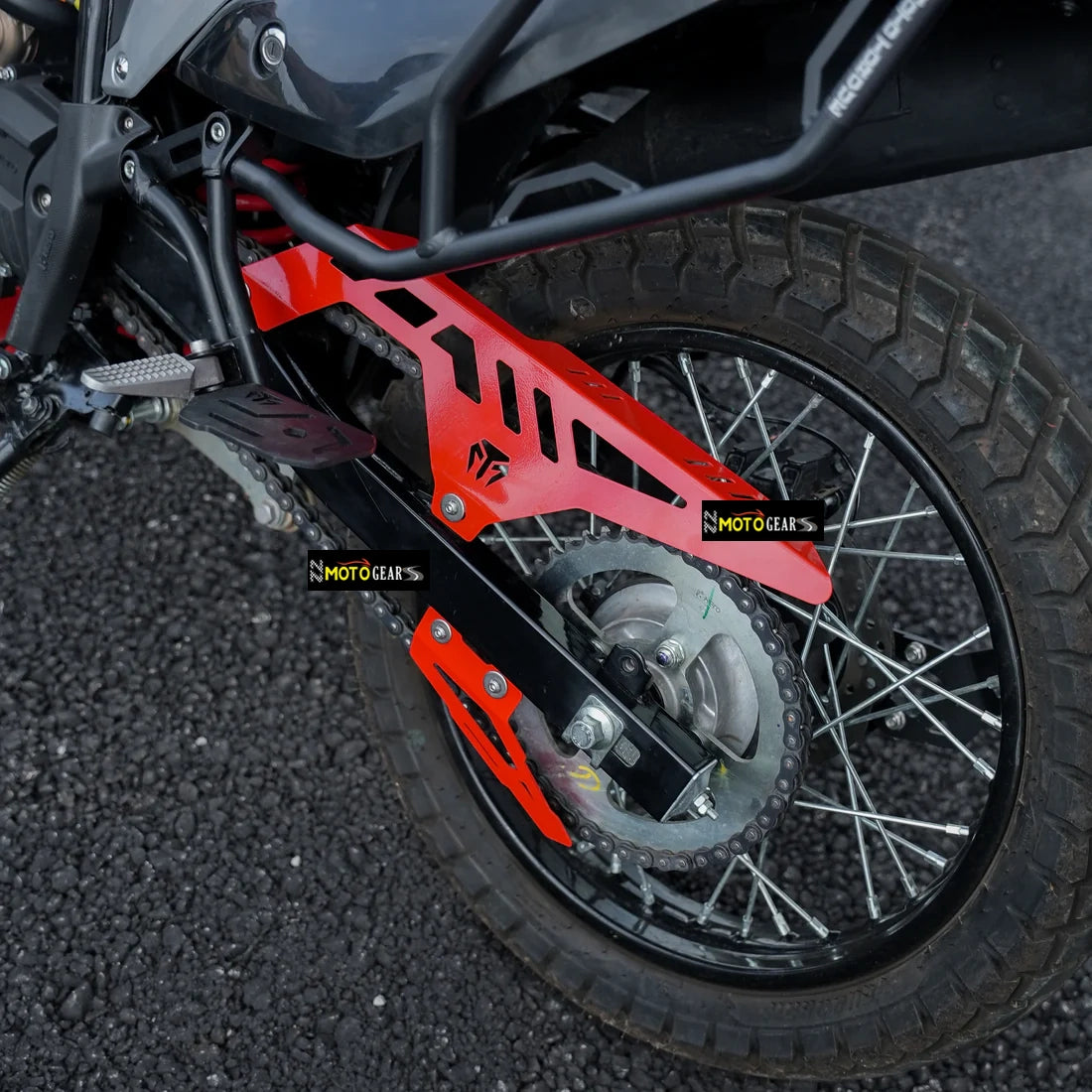 MOTO TORQUE CHAIN GUARD RED FOR XPULSE 210